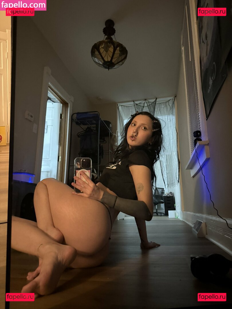 wuvmia / wuvvmia Onlyfans Photo Gallery 