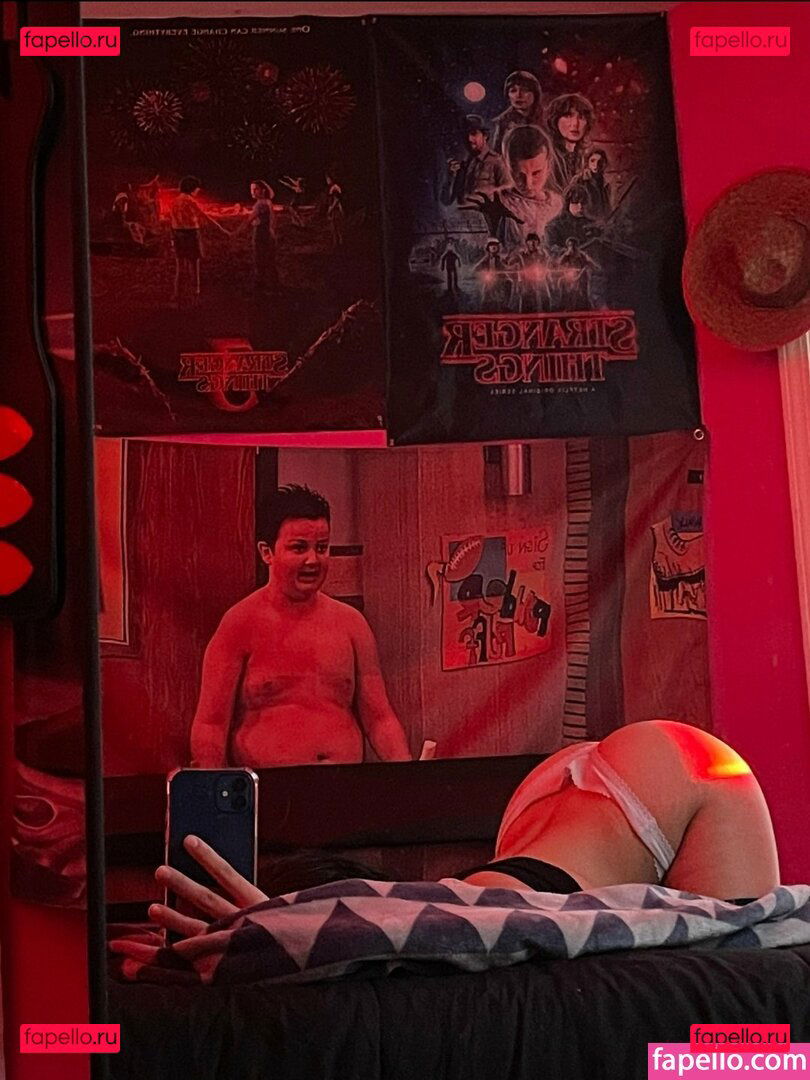 wuvmia / wuvvmia Onlyfans Photo Gallery 