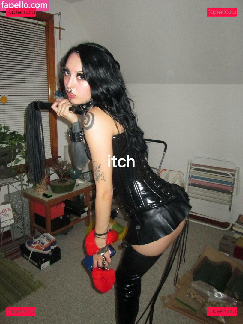 wuvmia / wuvvmia Onlyfans Photo Gallery 