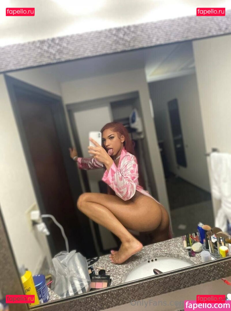 eizus.t Nude Onlyfans Photo 24