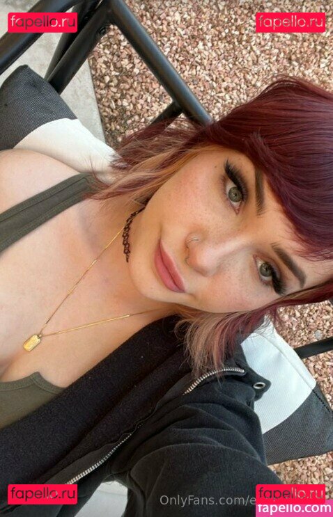 elise tails / enrapturesg / enrapturex Onlyfans Photo Gallery 