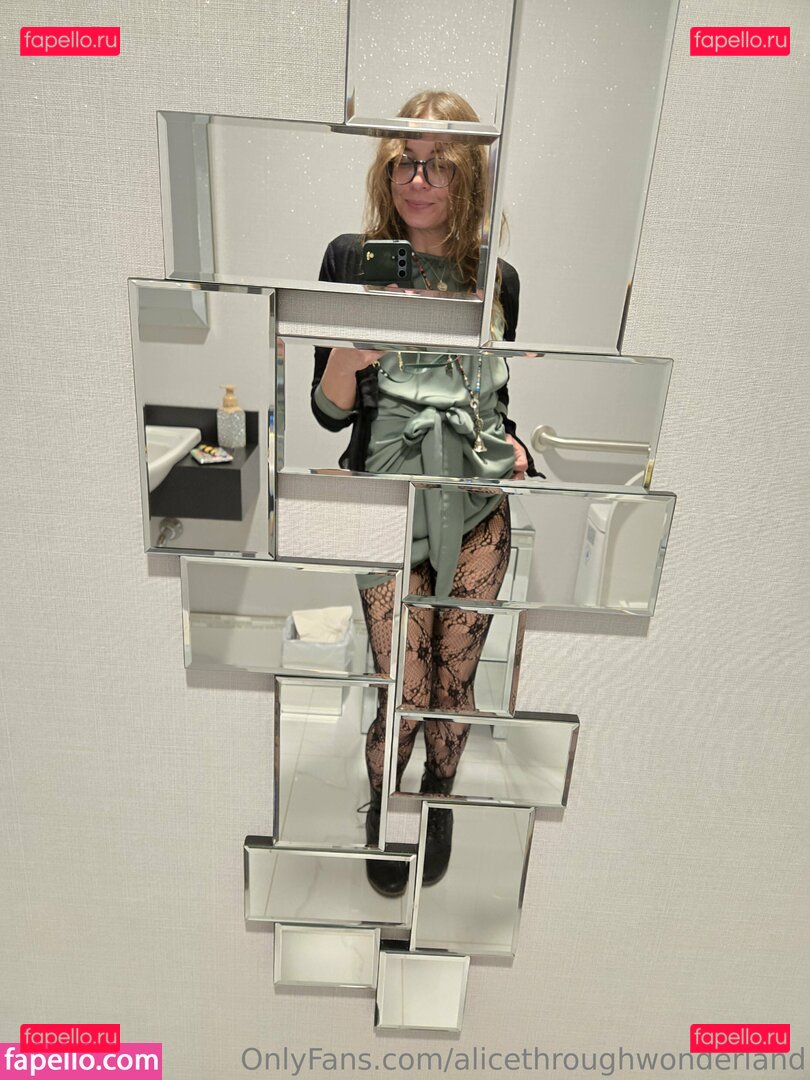 alicethroughwonderland Nude Onlyfans Photo 29