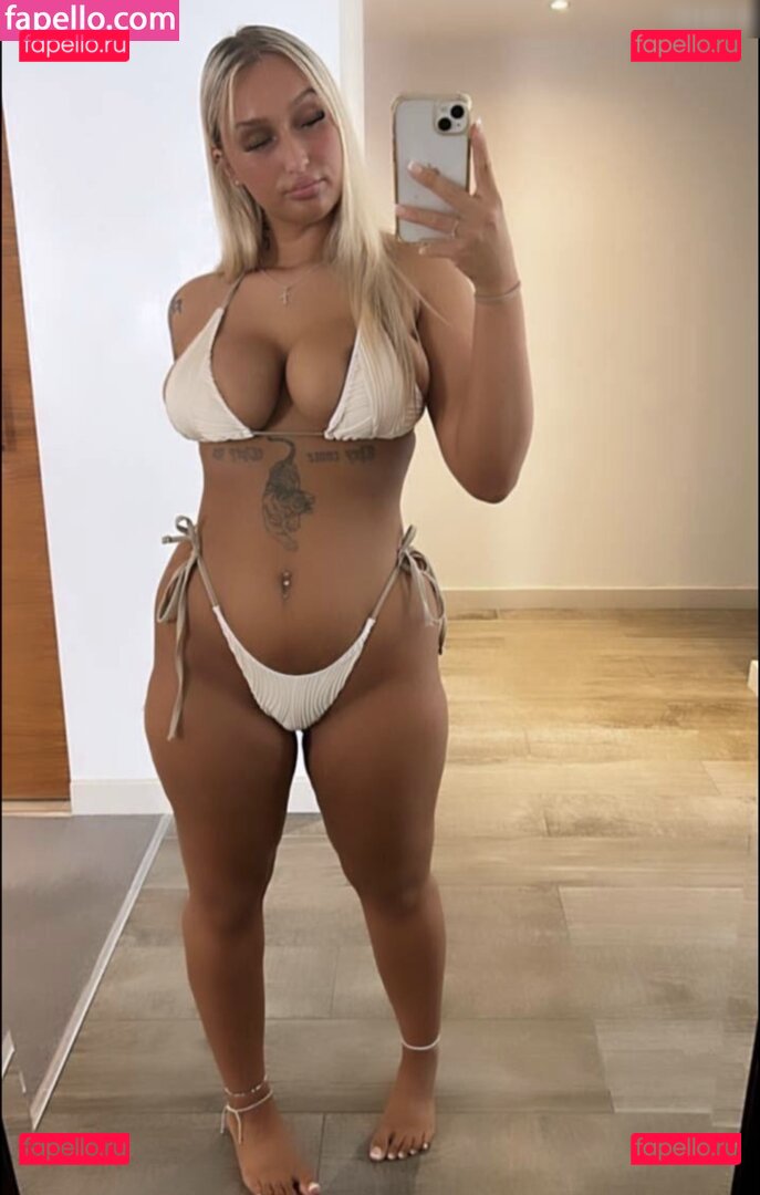 Wer ist sie ? / https: / sorrygirlss_ / throatgoatsell Onlyfans Photo Gallery 