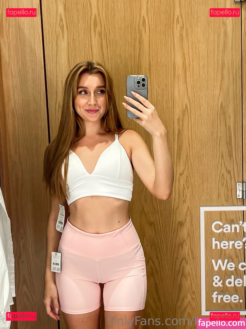kerry.me Nude Onlyfans Photo 16