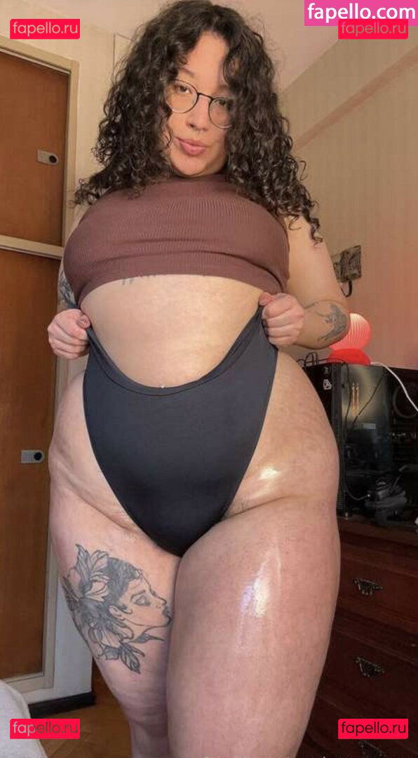 reel / ursulasupremacy Onlyfans Photo Gallery 