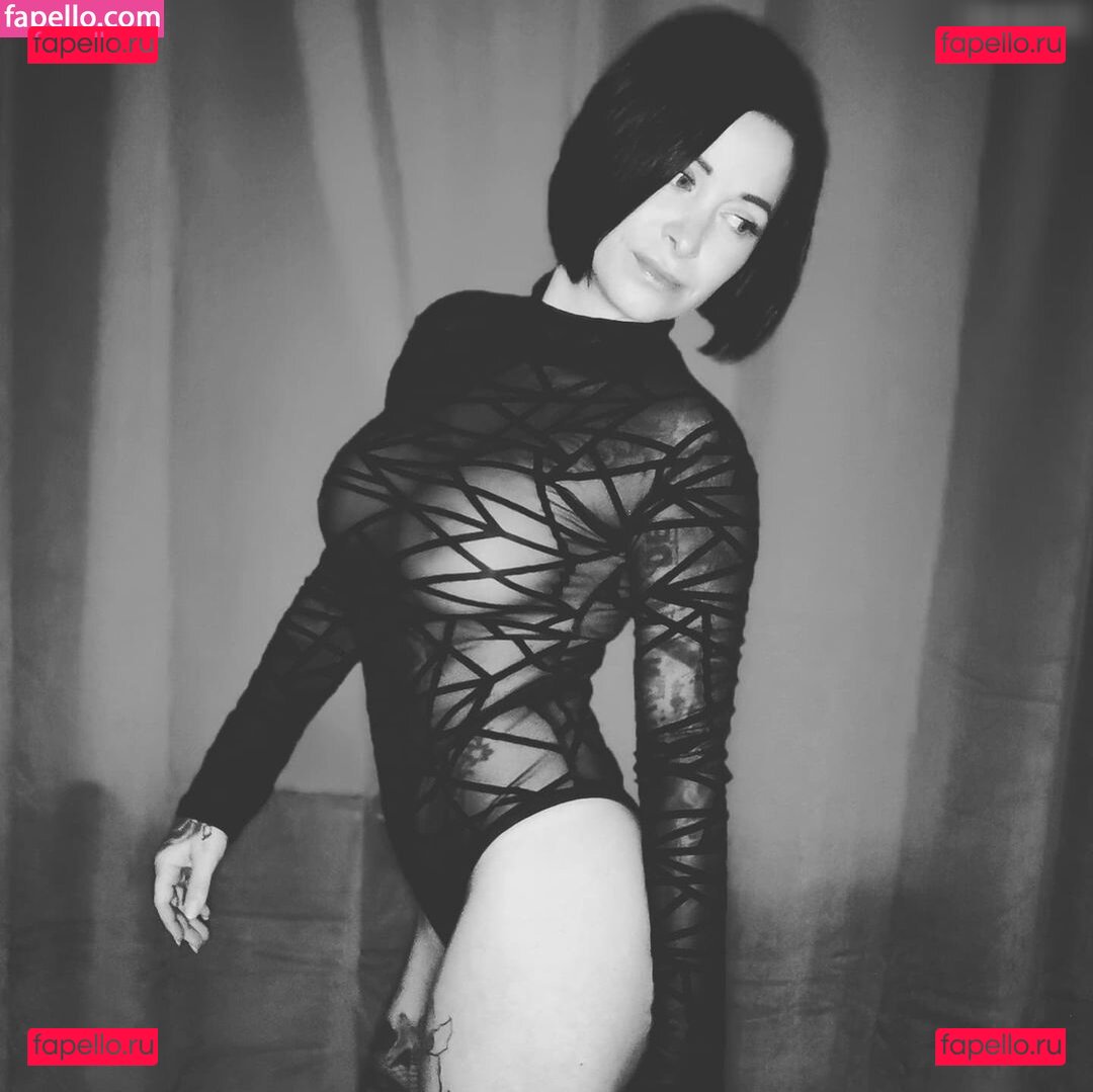 Lizzyvanhyde Nude Onlyfans Photo 58