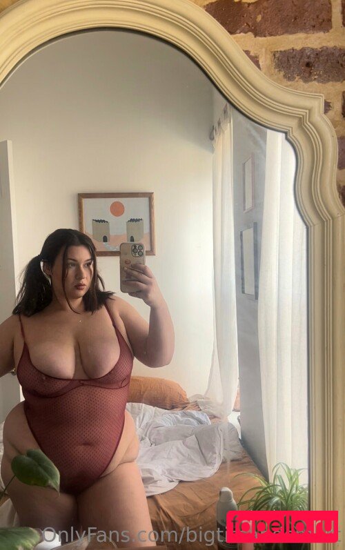 Goddess Naughtia Nude Onlyfans Photo 33
