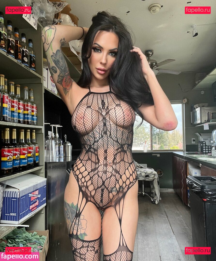 Victoriasweetheart_03 / Vikkidoll / https: / pnwbikinibabexo Onlyfans Photo Gallery 