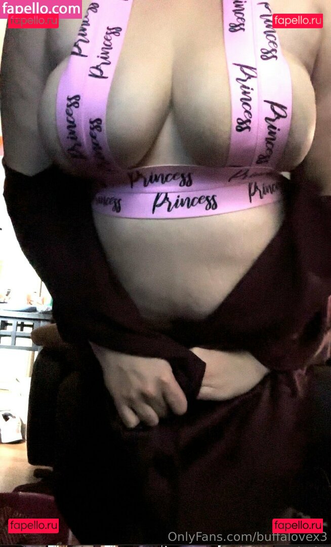 buffaloveapparel Nude Onlyfans Photo 9