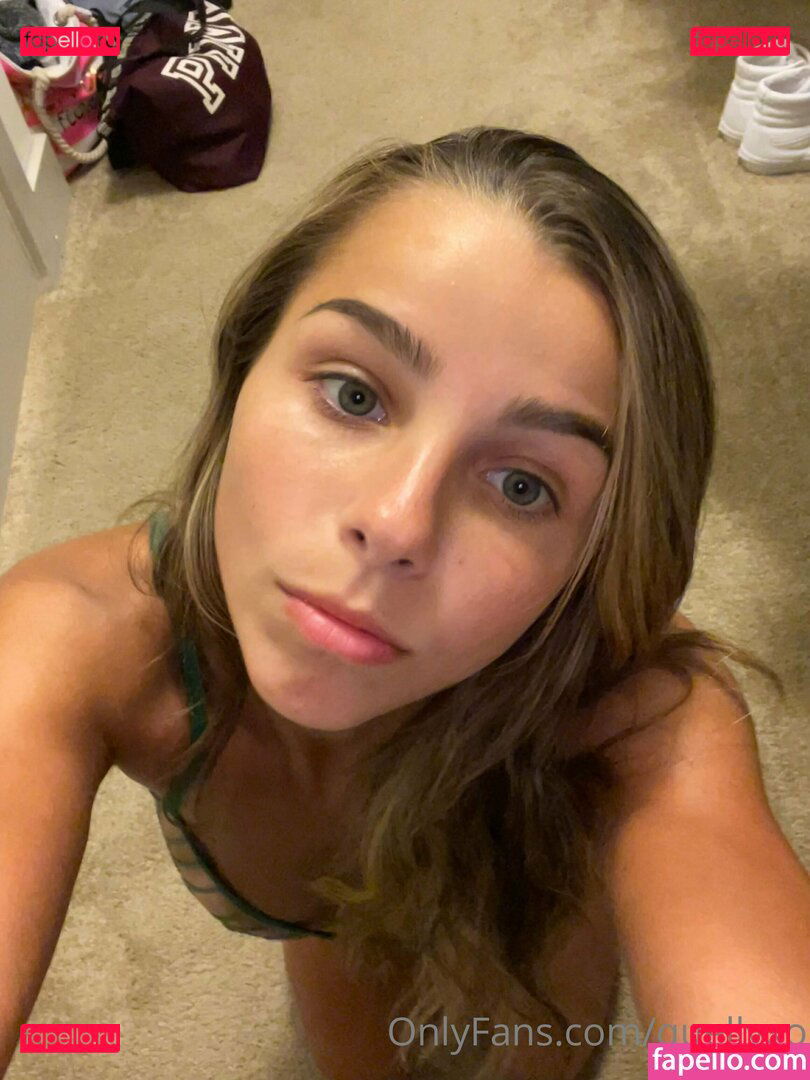 Quellyxo / Racquel / quellyxoxo Onlyfans Photo Gallery 