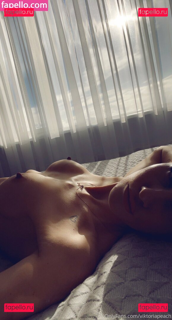 viktoriapeach / xalacia Onlyfans Photo Gallery 