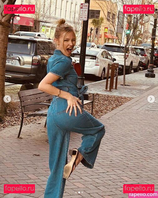 Grace VanderWaal / gracevanderwaal Onlyfans Photo Gallery 