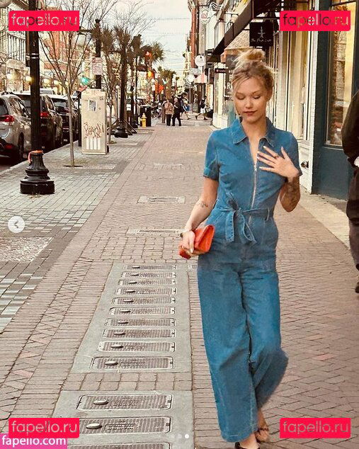 Grace VanderWaal / gracevanderwaal Onlyfans Photo Gallery 