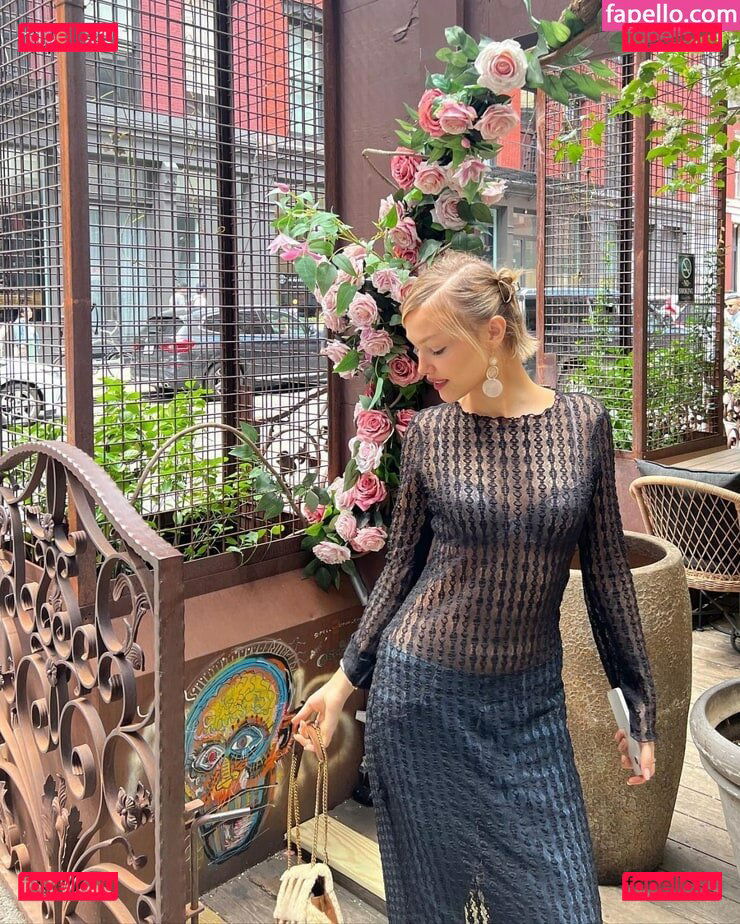 Grace VanderWaal / gracevanderwaal Onlyfans Photo Gallery 