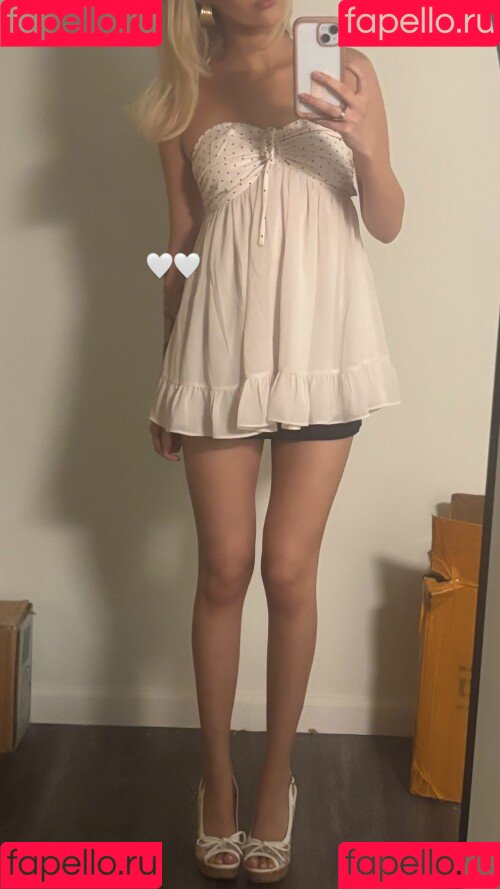 Grace VanderWaal Nude Onlyfans Photo 3