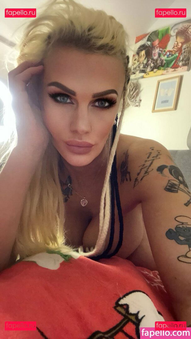 Cindy Dandois / DandoisCindy / cindydandois Onlyfans Photo Gallery 
