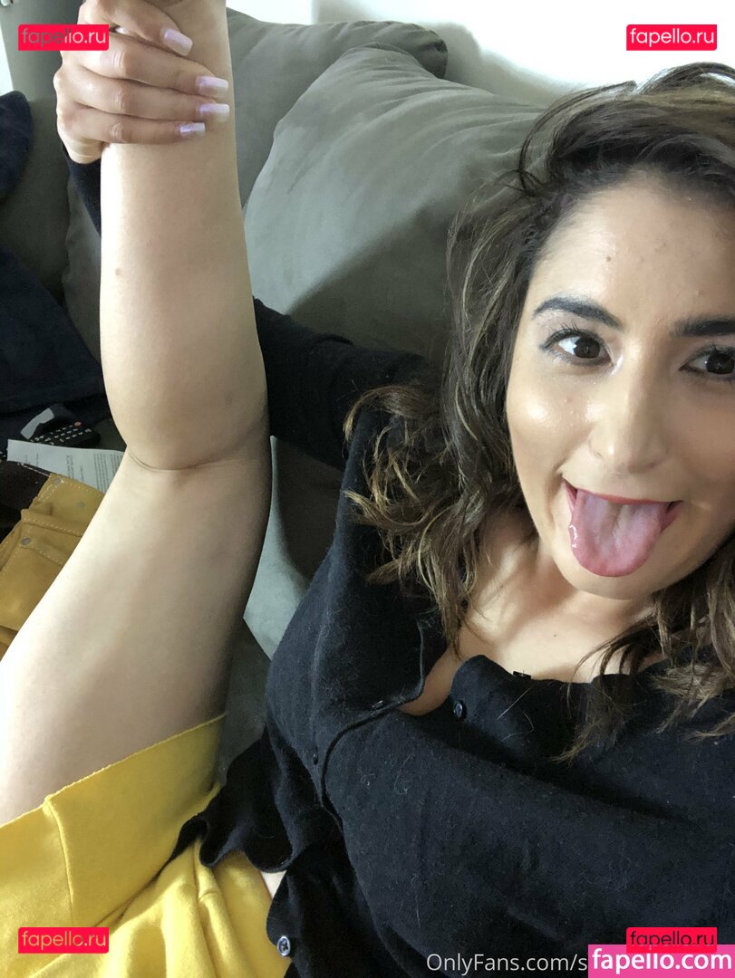 sarcasticbrunettes.library Nude Onlyfans Photo 38