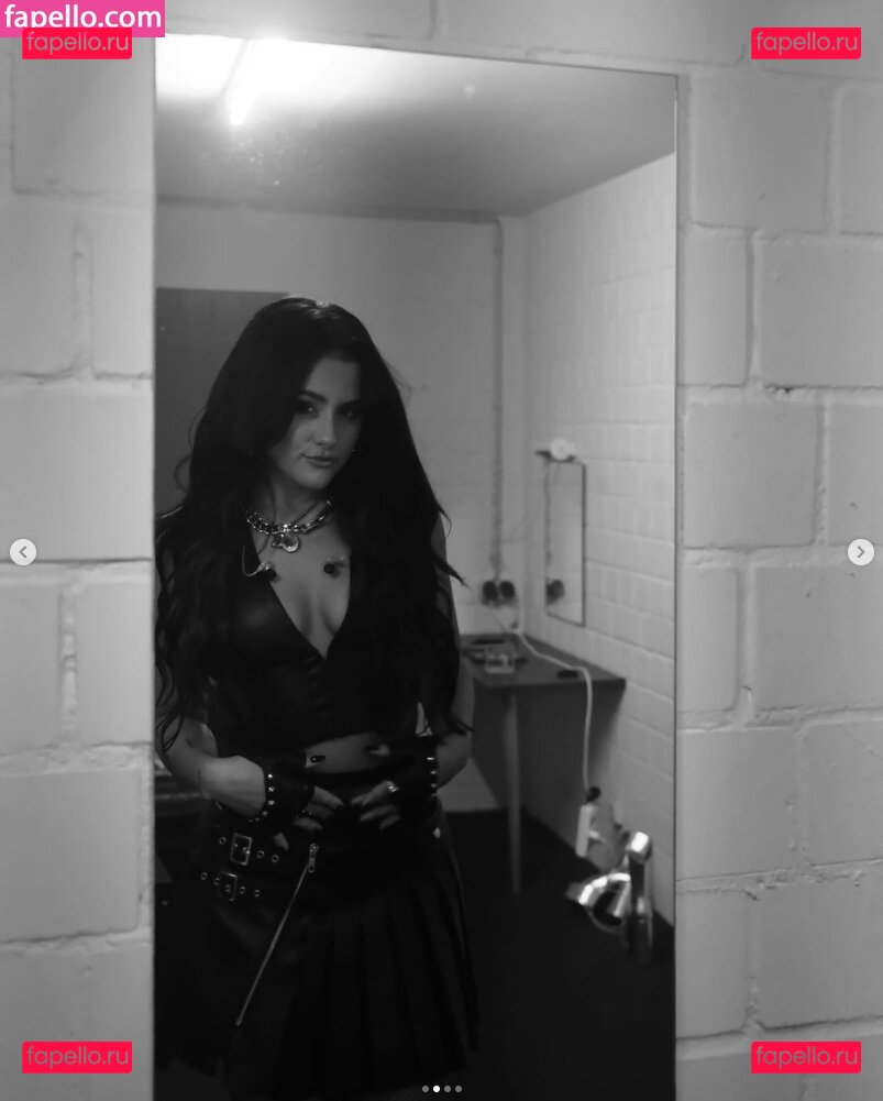 Anna Grey / annagrey.music Onlyfans Photo Gallery 