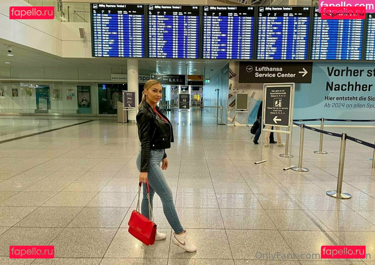 r_j_b_queen / riabqueen Onlyfans Photo Gallery 