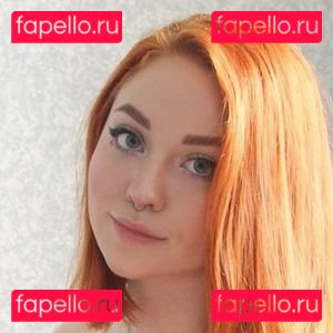 Apollona.swan / apollonaswan_ Onlyfans Photo Gallery 