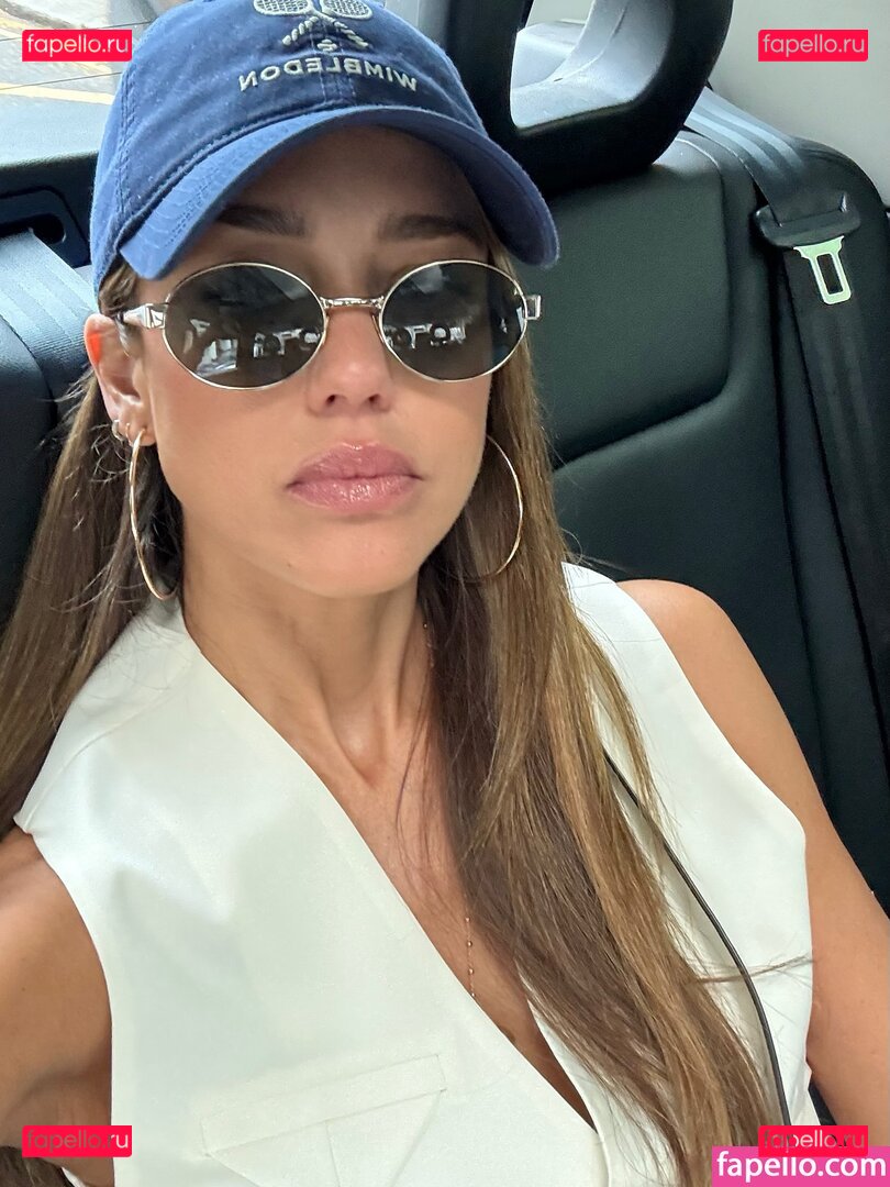 Jessica Alba Nude Onlyfans Photo 40