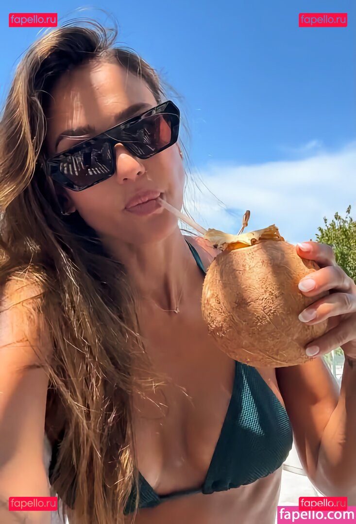 Jessica Alba Nude Onlyfans Photo 14