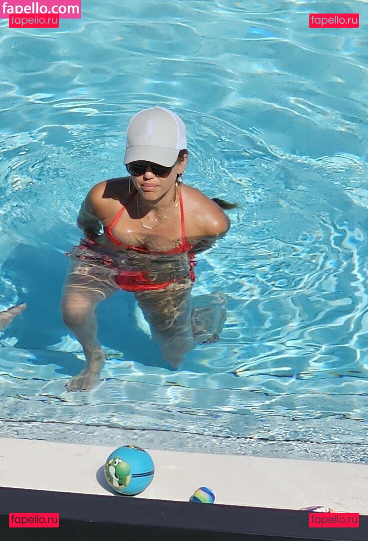 Jessica Alba Nude Onlyfans Photo 4