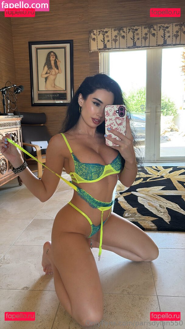 Paris Nude Onlyfans Photo 3