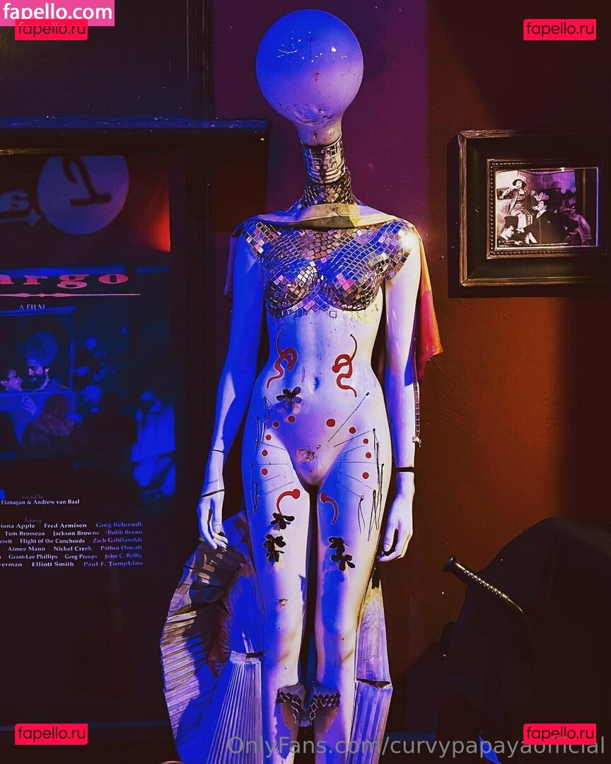 curvypapayaofficial Onlyfans Photo Gallery 