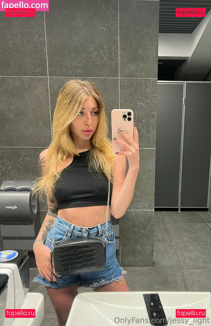 jesse.light / jessy_light Onlyfans Photo Gallery 