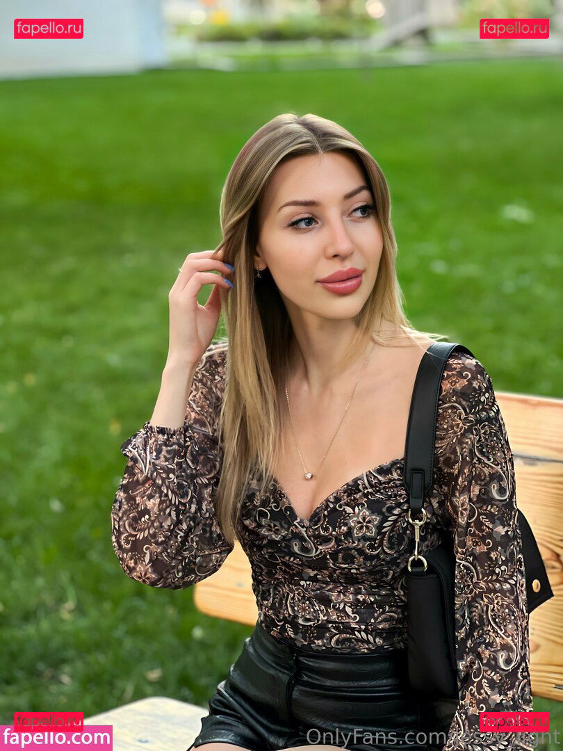 jesse.light / jessy_light Onlyfans Photo Gallery 