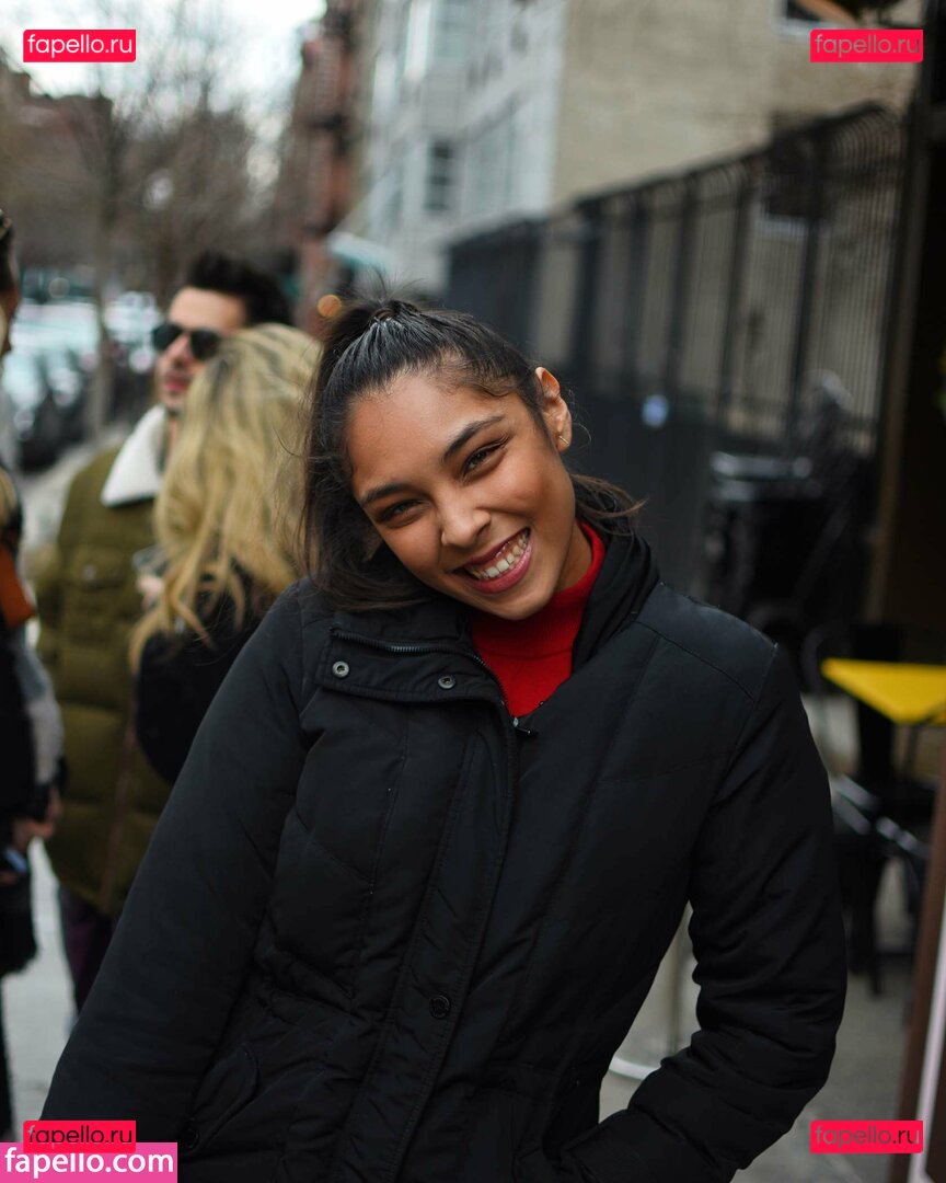 itsmejasmineleal / jasmineleal Onlyfans Photo Gallery 