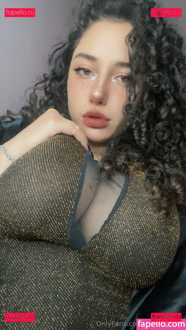 itsmejasmineleal / jasmineleal Onlyfans Photo Gallery 