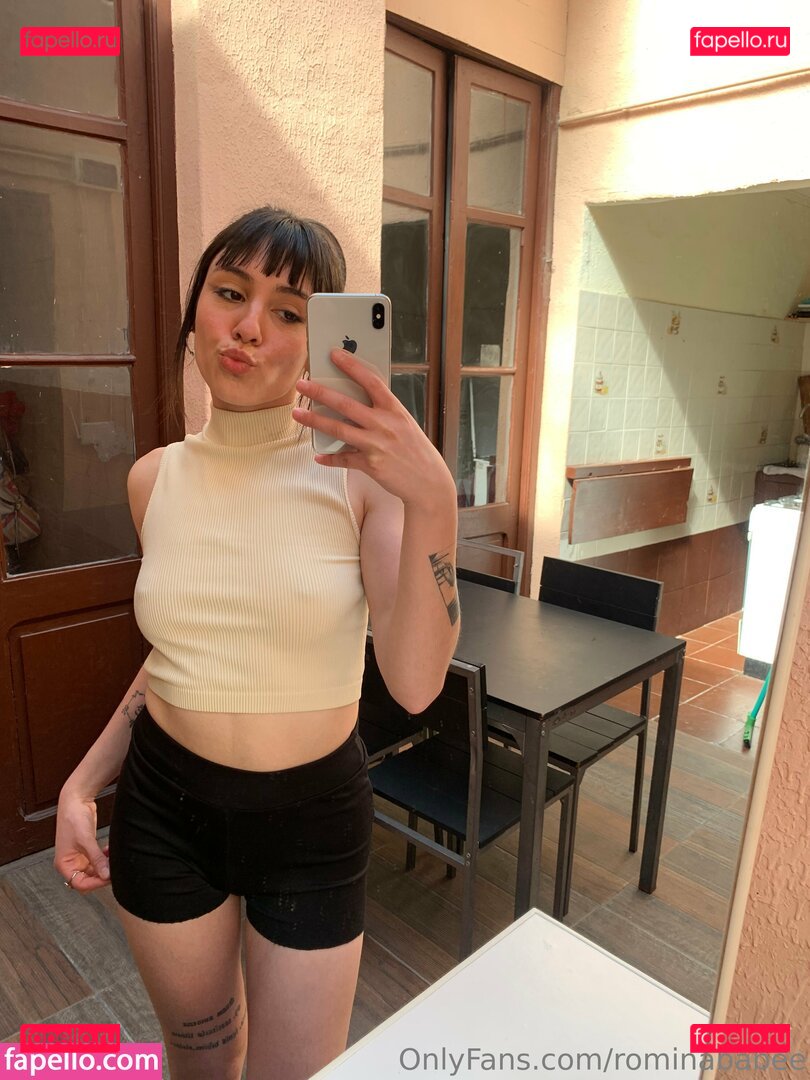 rominababee Nude Onlyfans Photo 17