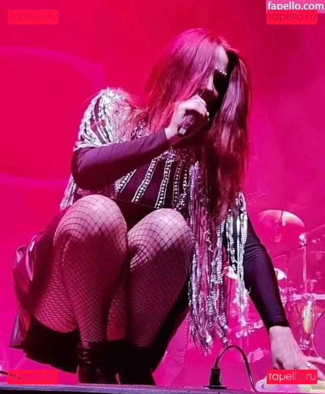 Simone Simons Nude Onlyfans Photo 27
