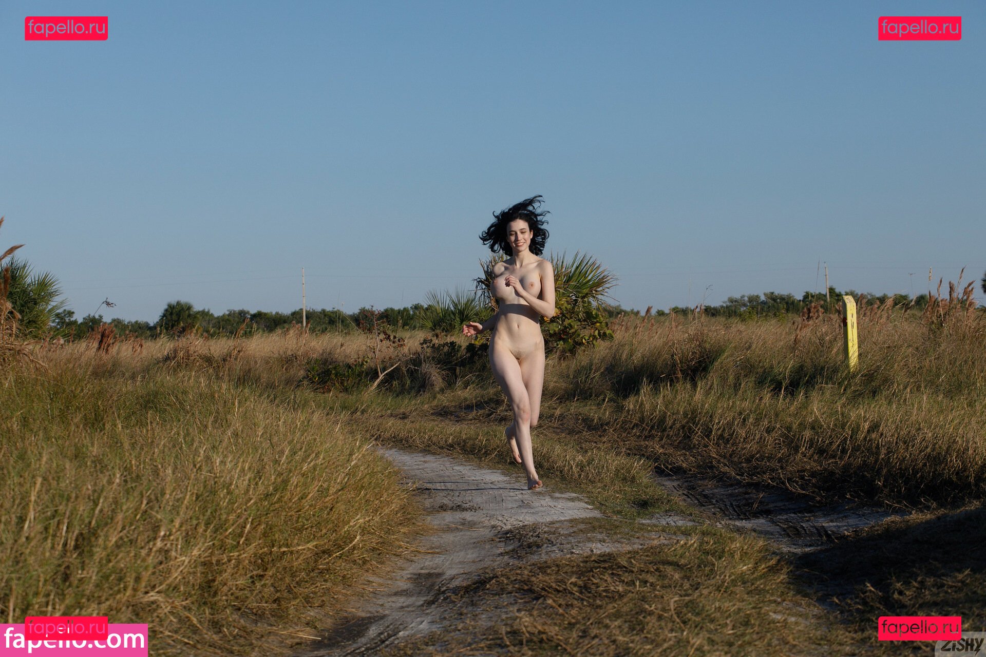 Giulia Wylde Nude Onlyfans Photo 7