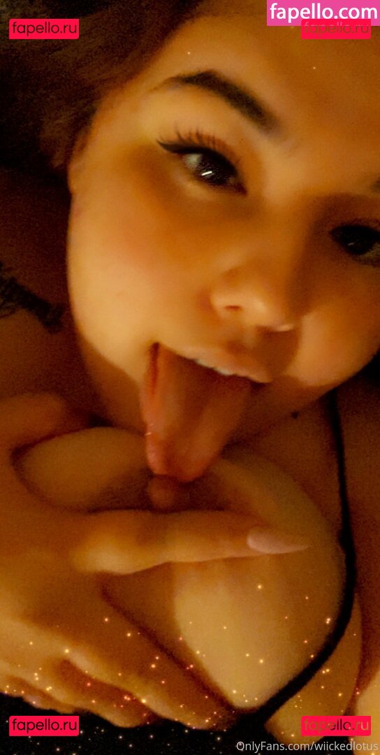 prettii_wiicked / wiickedlotus Onlyfans Photo Gallery 