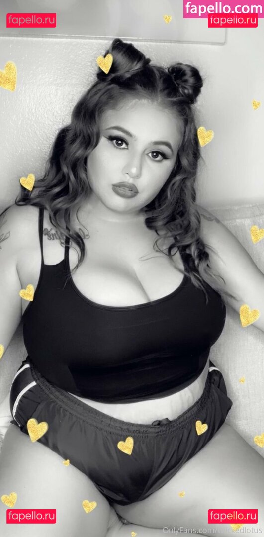 prettii_wiicked / wiickedlotus Onlyfans Photo Gallery 