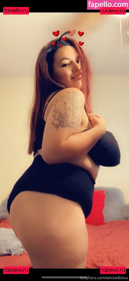 prettii_wiicked / wiickedlotus Onlyfans Photo Gallery 