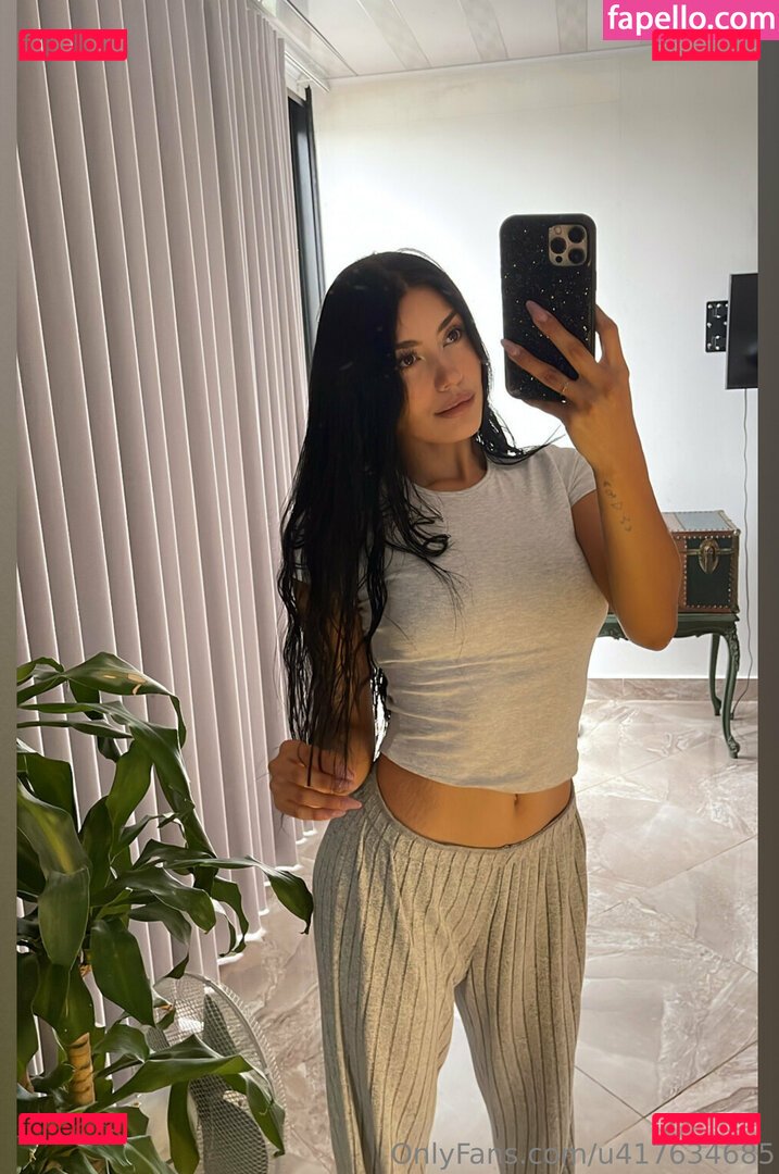 evelin.buitrago / u417634685 Onlyfans Photo Gallery 