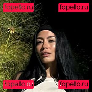 evelin.buitrago / u417634685 Onlyfans Photo Gallery 