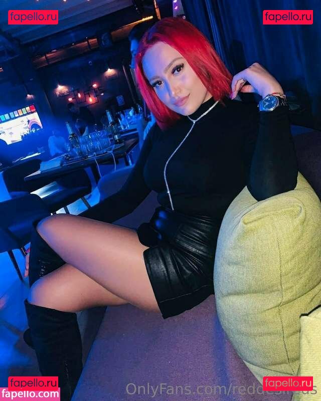 RedDesire / https: / reddesireus Onlyfans Photo Gallery 