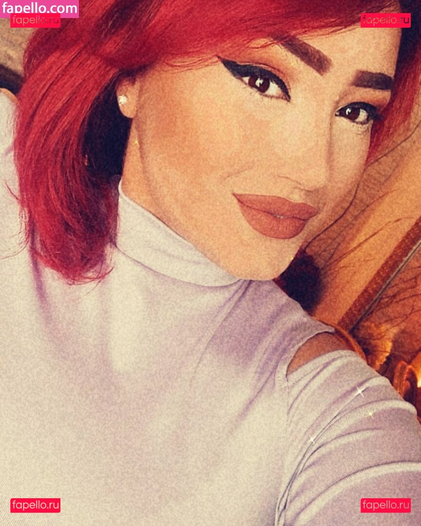 RedDesire / https: / reddesireus Onlyfans Photo Gallery 