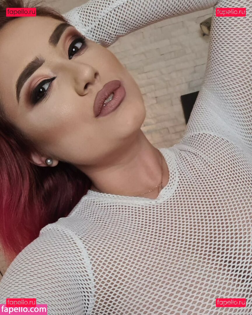 RedDesire / https: / reddesireus Onlyfans Photo Gallery 