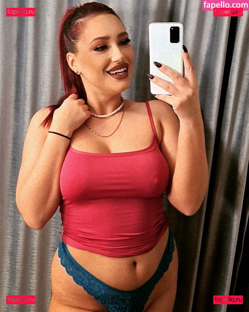 RedDesire / https: / reddesireus Onlyfans Photo Gallery 