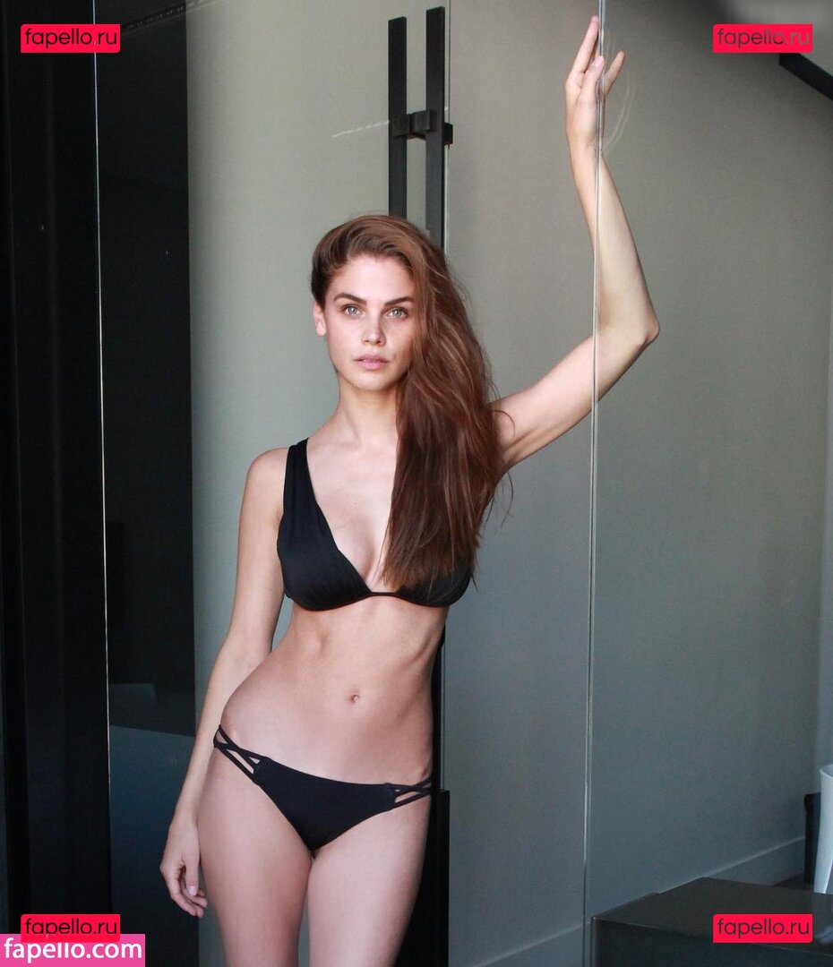 Lisa Tomaschewsky Nude Onlyfans Photo 15