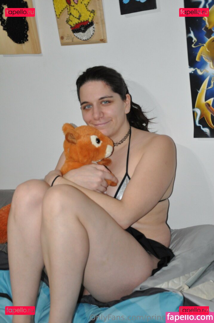 princessenamrah Nude Onlyfans Photo 28