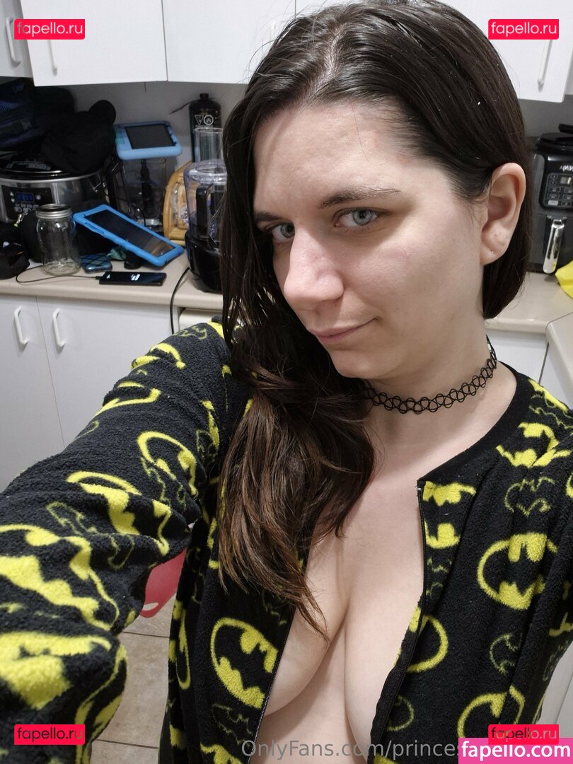 princessenamrah Nude Onlyfans Photo 3