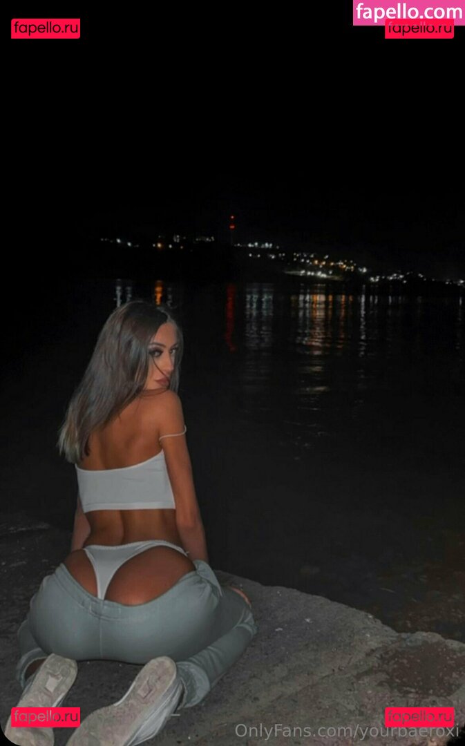 yourbaeroxi Onlyfans Photo Gallery 