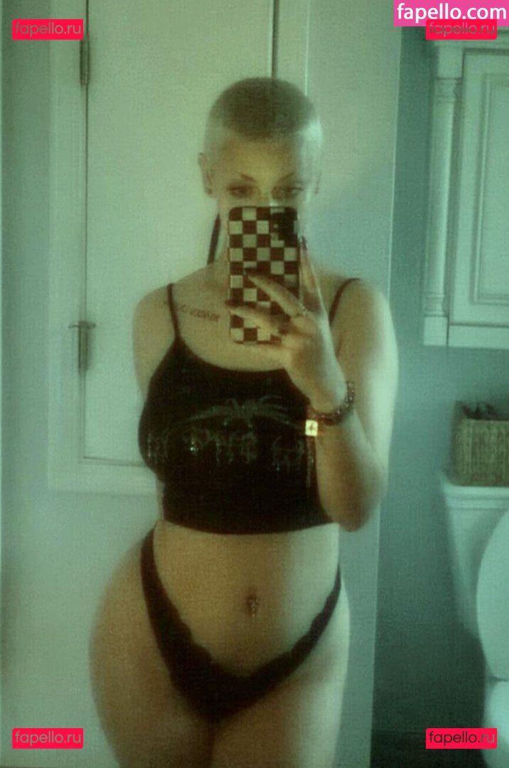 Kirstin Anderson Onlyfans Photo Gallery 